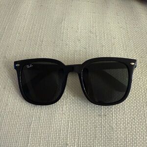 Ray-Ban Classic Black Sunglasses